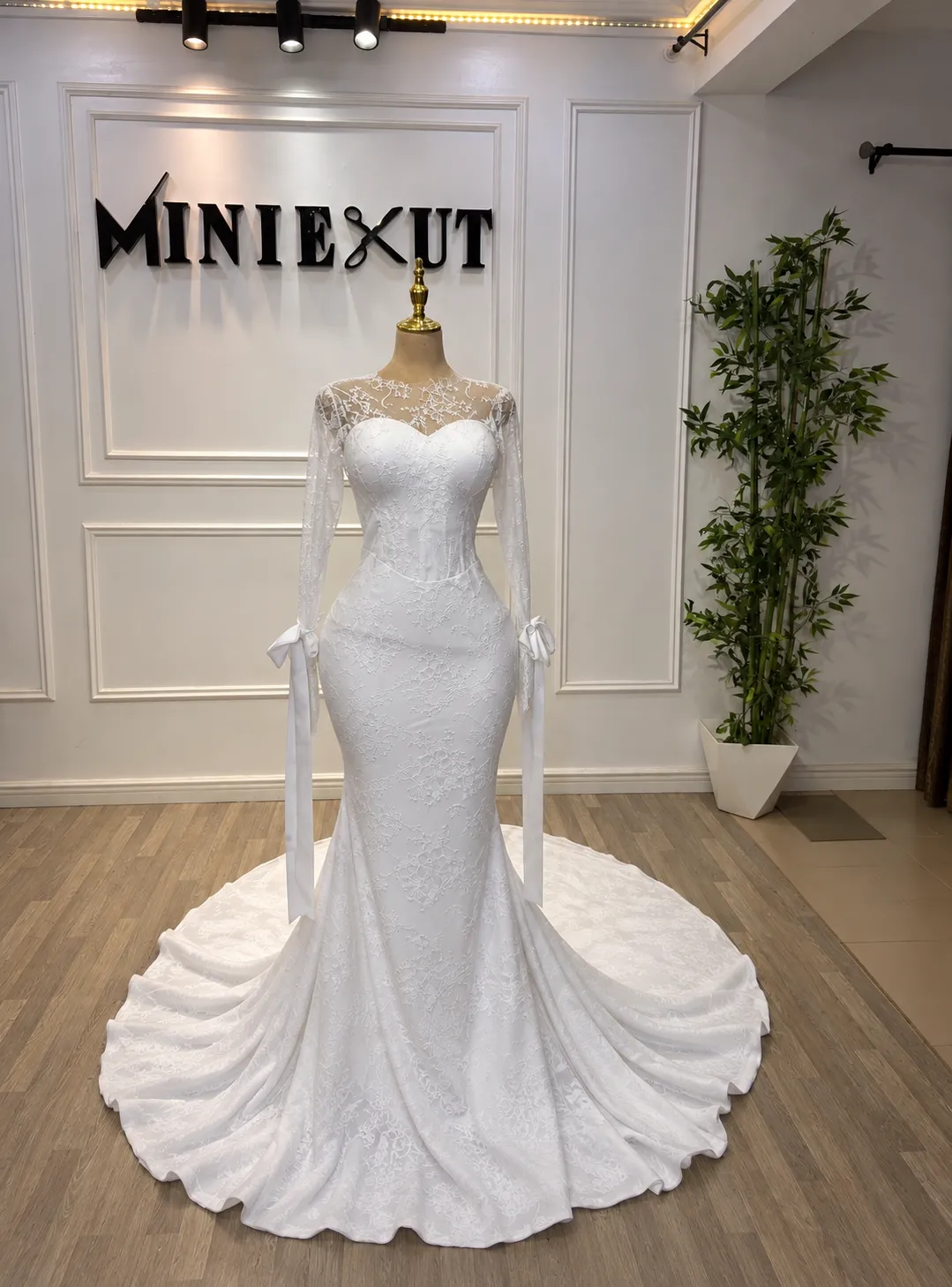 The Fiona Chantilly Dress